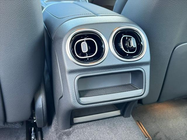 2026 Mercedes-Benz C-CLASS C 300 C 300