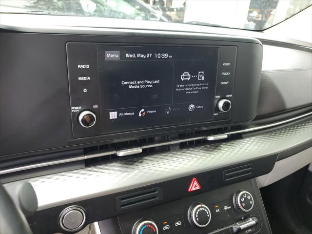 2022 Kia Carnival MPV LX Seat Package