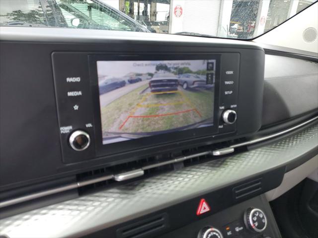 2022 Kia Carnival MPV LX Seat Package