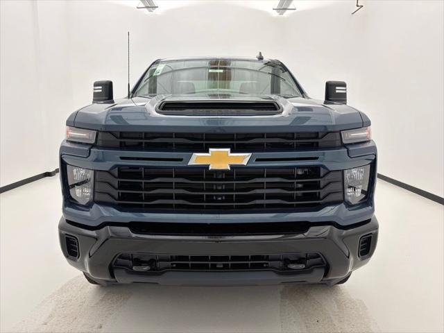 2026 Chevrolet Silverado 2500HD Crew Cab, Standard Bed, WT, 4WD