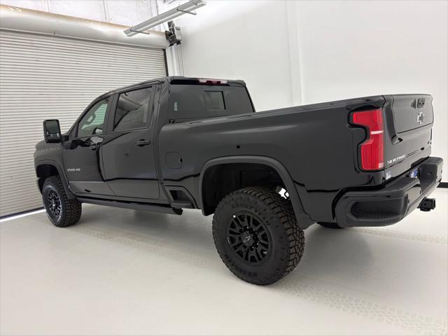 2026 Chevrolet Silverado 2500HD Crew Cab, Standard Bed, XR2, 4WD
