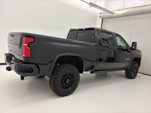 2026 Chevrolet Silverado 2500HD Crew Cab, Standard Bed, XR2, 4WD