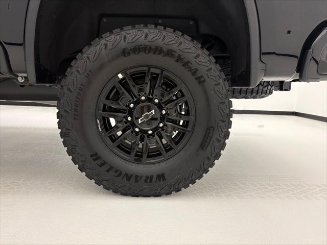 2026 Chevrolet Silverado 2500HD Crew Cab, Standard Bed, XR2, 4WD