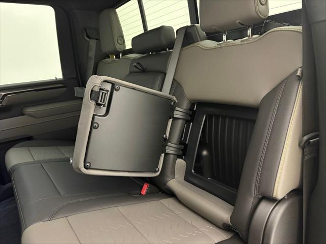2026 Chevrolet Silverado 2500HD Crew Cab, Standard Bed, XR2, 4WD