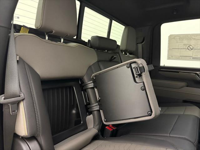 2026 Chevrolet Silverado 2500HD Crew Cab, Standard Bed, XR2, 4WD