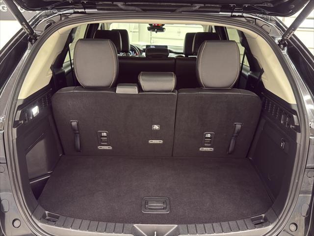 2025 Mazda X-90 3.3 Turbo Select Package