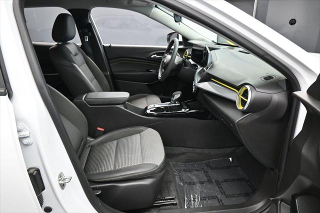 2024 Chevrolet Trax FWD LT