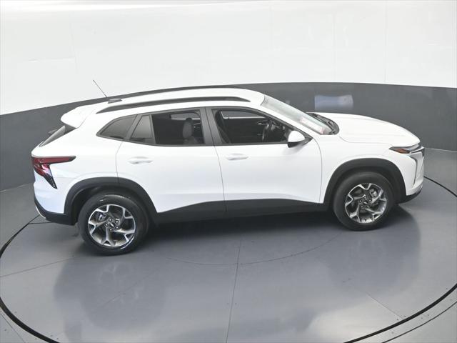 2024 Chevrolet Trax FWD LT