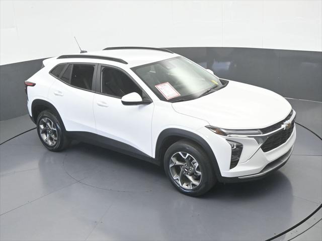 2024 Chevrolet Trax FWD LT