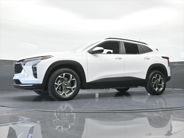 2024 Chevrolet Trax FWD LT