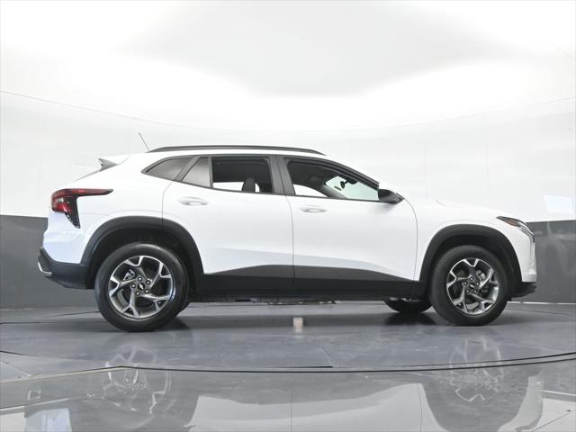 2024 Chevrolet Trax FWD LT