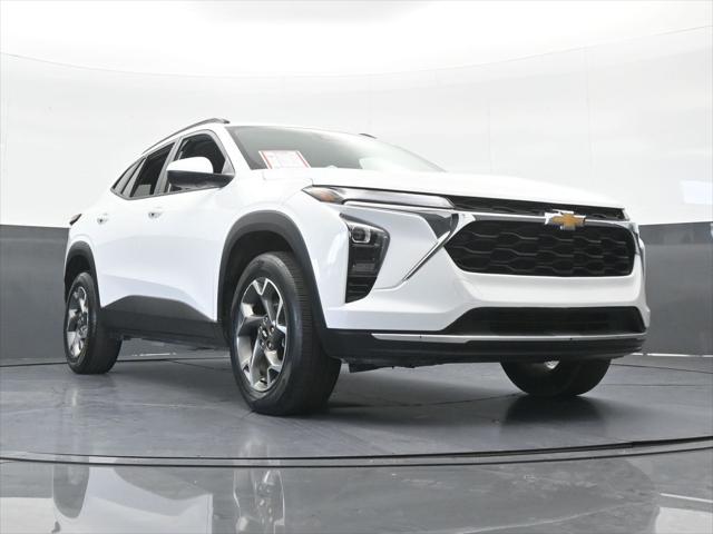 2024 Chevrolet Trax FWD LT
