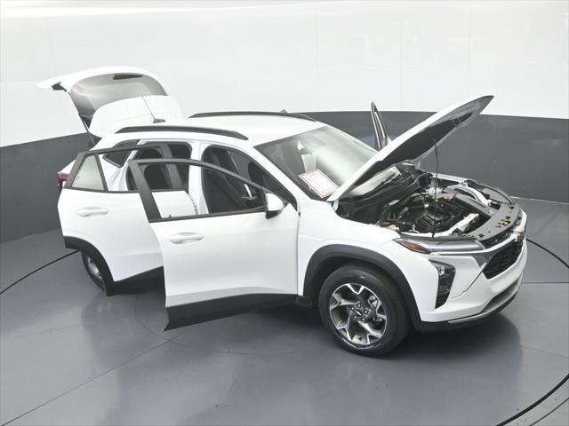 2024 Chevrolet Trax FWD LT