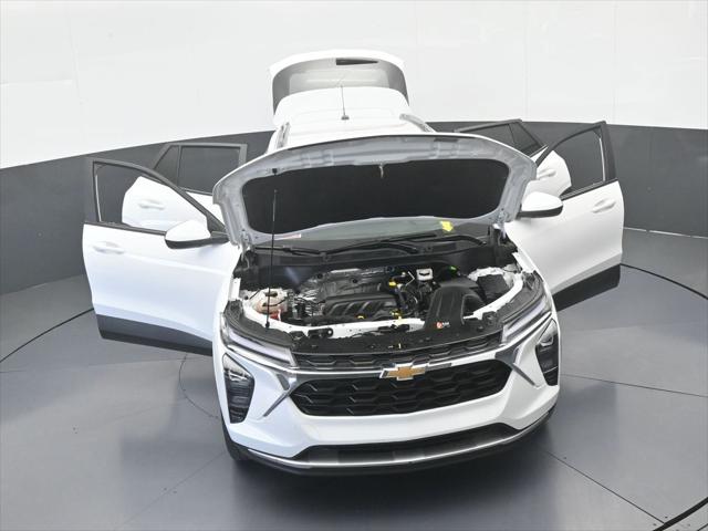 2024 Chevrolet Trax FWD LT