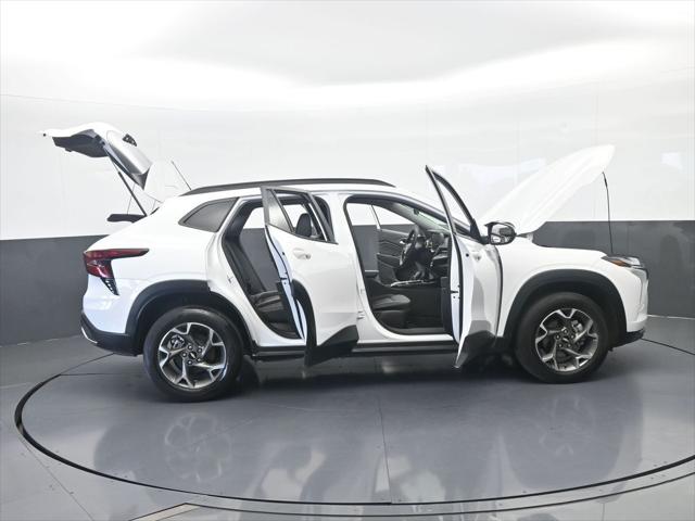 2024 Chevrolet Trax FWD LT