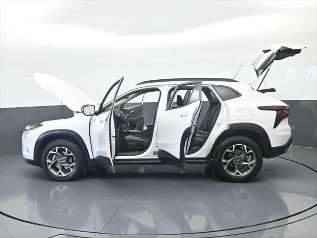 2024 Chevrolet Trax FWD LT