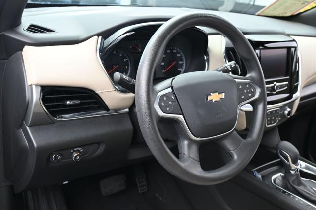 2023 Chevrolet Traverse FWD LS