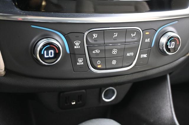 2023 Chevrolet Traverse FWD LS