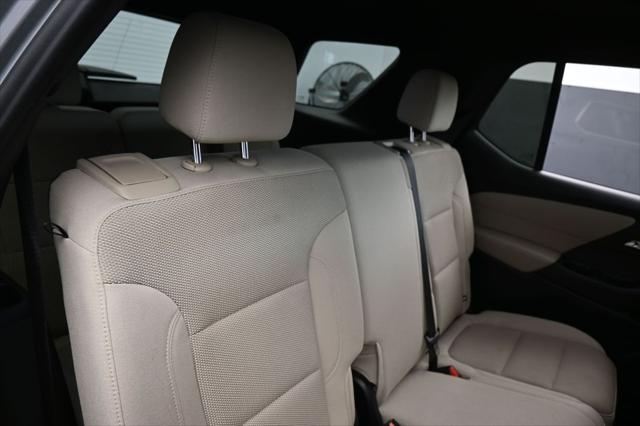 2023 Chevrolet Traverse FWD LS