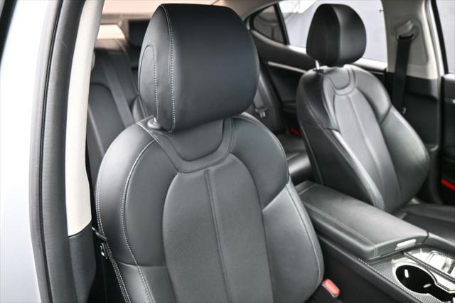 2019 Genesis G70 2.0T Advanced