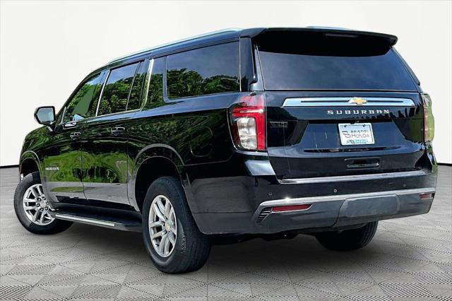 2022 Chevrolet Suburban 4WD LS