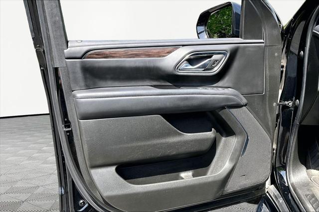 2022 Chevrolet Suburban 4WD LS