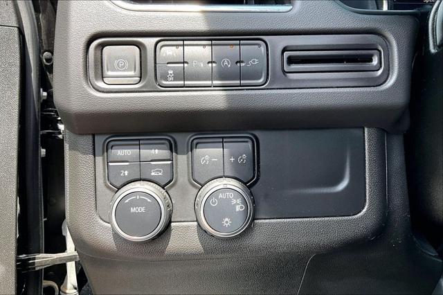 2022 Chevrolet Suburban 4WD LS