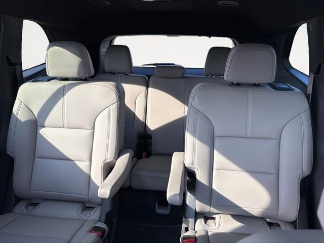 2026 GMC Acadia Elevation FWD