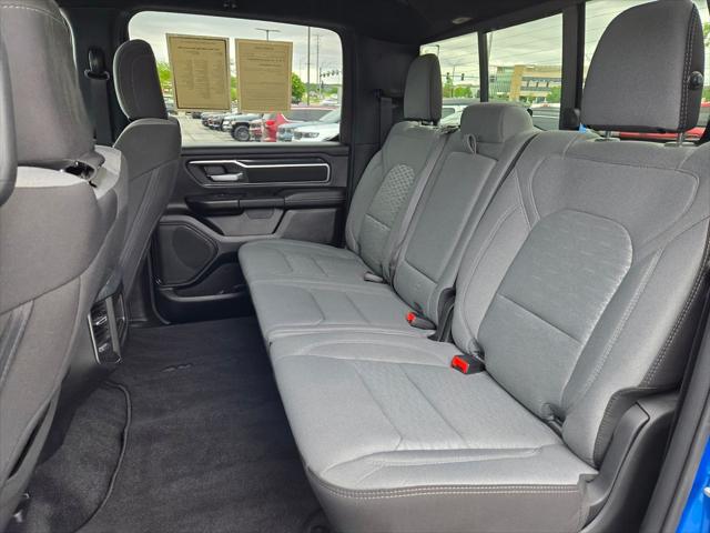 2025 Ram 1500 Big Horn Crew Cab 4x4 5'7" Box
