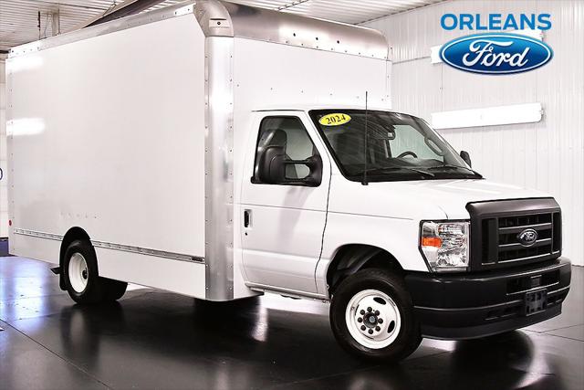 2024 Ford E-450 Cutaway Base for sale in Medina, NY