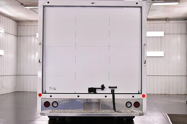 2024 Ford E-450 Cutaway Base