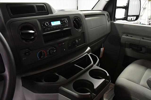 2024 Ford E-450 Cutaway Base