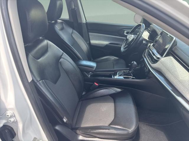 2022 Jeep Compass Latitude FWD