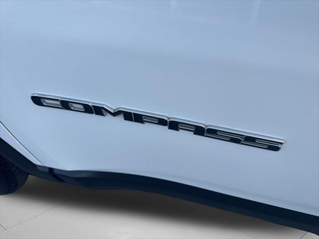 2022 Jeep Compass Latitude FWD