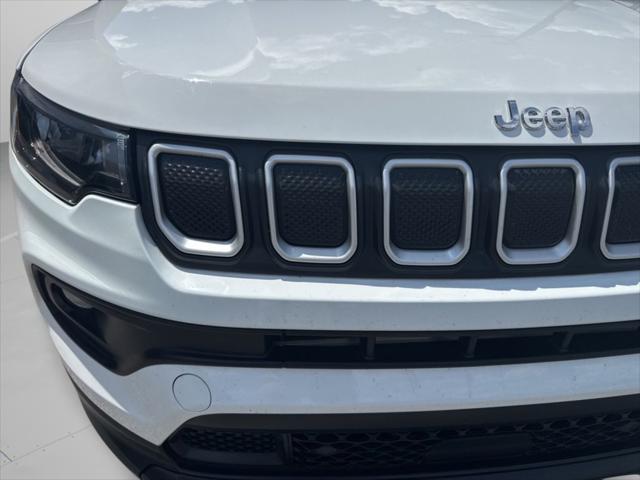 2022 Jeep Compass Latitude FWD