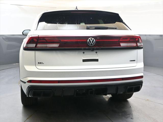 2026 Volkswagen Atlas Cross Sport SEL R-Line Black