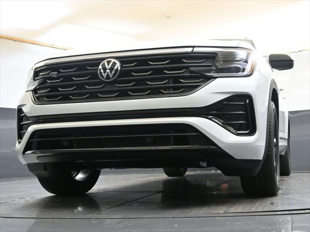 2026 Volkswagen Atlas Cross Sport SEL R-Line Black