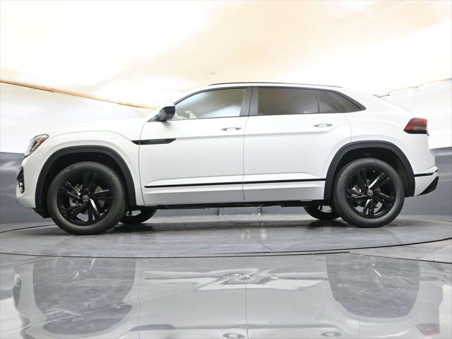 2026 Volkswagen Atlas Cross Sport SEL R-Line Black