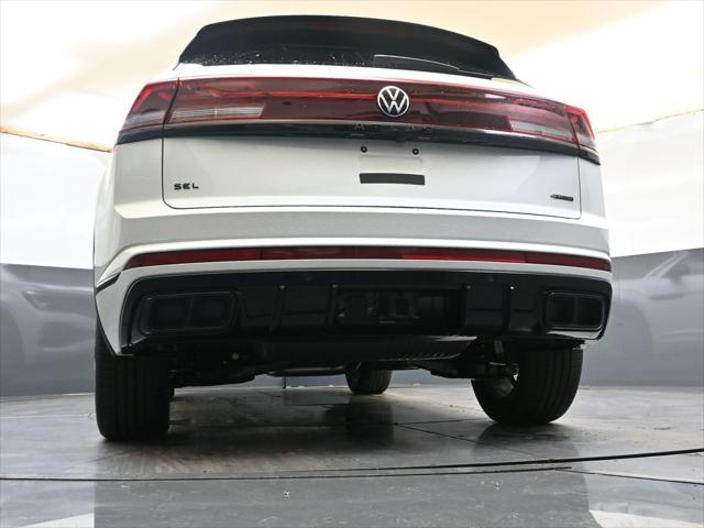 2026 Volkswagen Atlas Cross Sport SEL R-Line Black