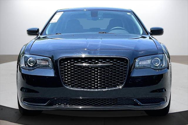 2022 Chrysler 300 Touring