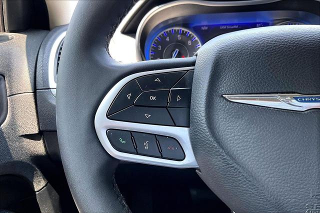 2022 Chrysler 300 Touring