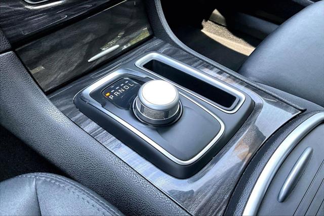 2022 Chrysler 300 Touring