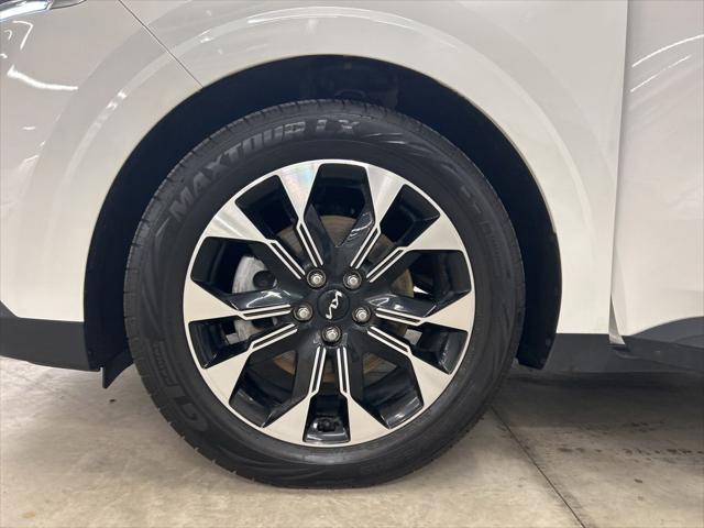 2023 Kia Carnival MPV EX