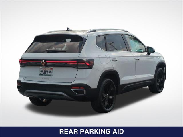 2025 Volkswagen Taos 1.5T SE