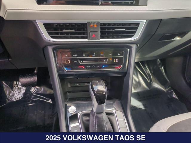 2025 Volkswagen Taos 1.5T SE