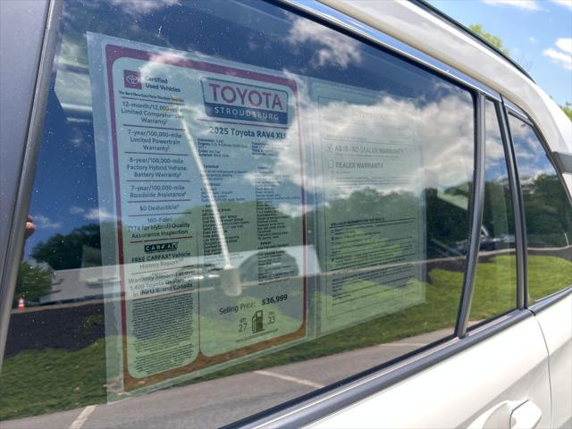 2025 Toyota RAV4 XLE