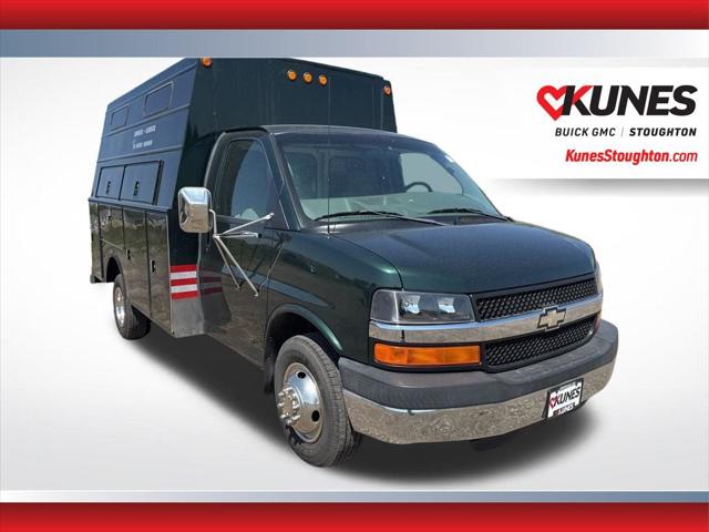 2004 Chevrolet Express Cutaway Base w/C7L/C7N for sale in Stoughton , WI