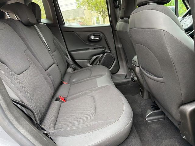 2022 Jeep Renegade Altitude 4x4