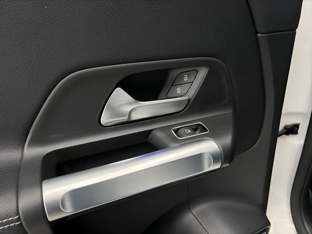 2025 Mercedes-Benz GLB 4MATIC