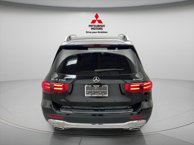 2025 Mercedes-Benz GLB 4MATIC